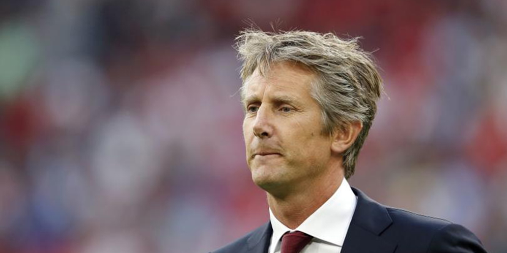 Van der Sar Tolak Jabatan Direktur MU